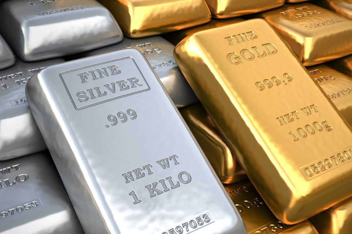Why silver is outperforming gold in 2025